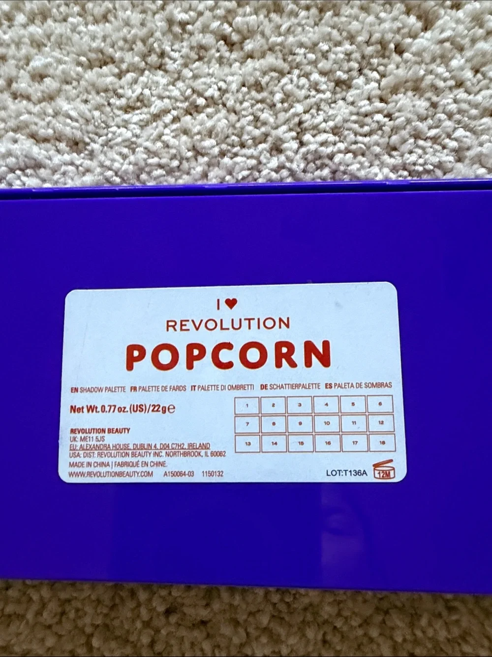 Revolution Sweet & Tasty Eyeshadow Popcorn Palette - Red, White Adorable